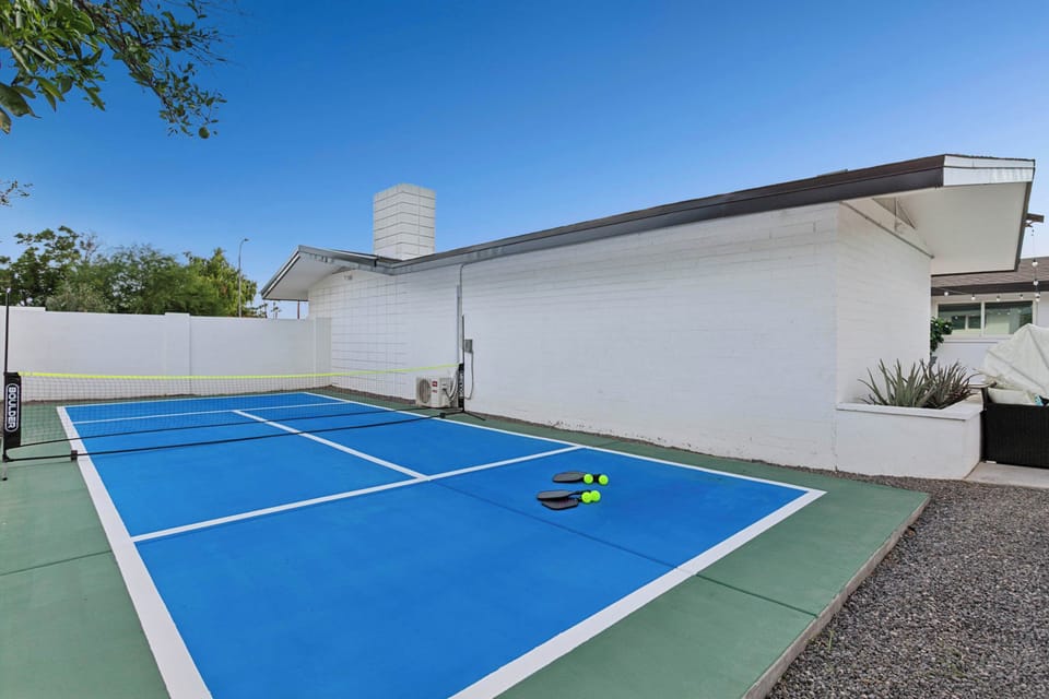 Sport court