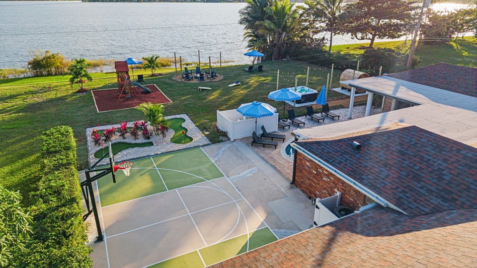 Sport court