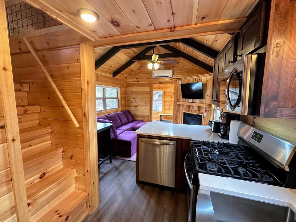 House (1 Bedroom) | Interior