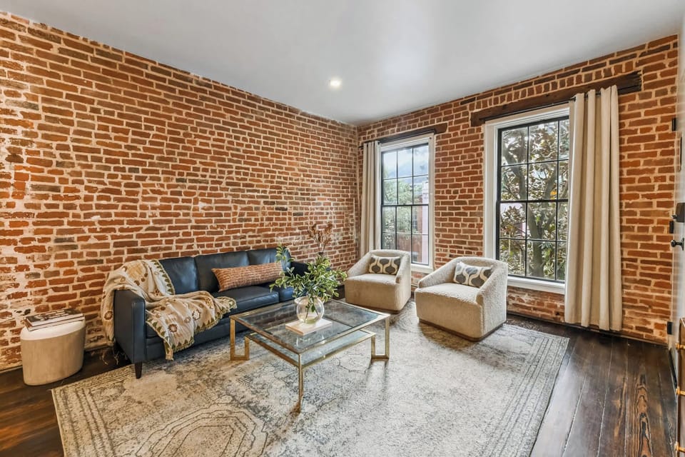 Unit 302 | Living Room | Single Level Unit | Central Open-Concept Space