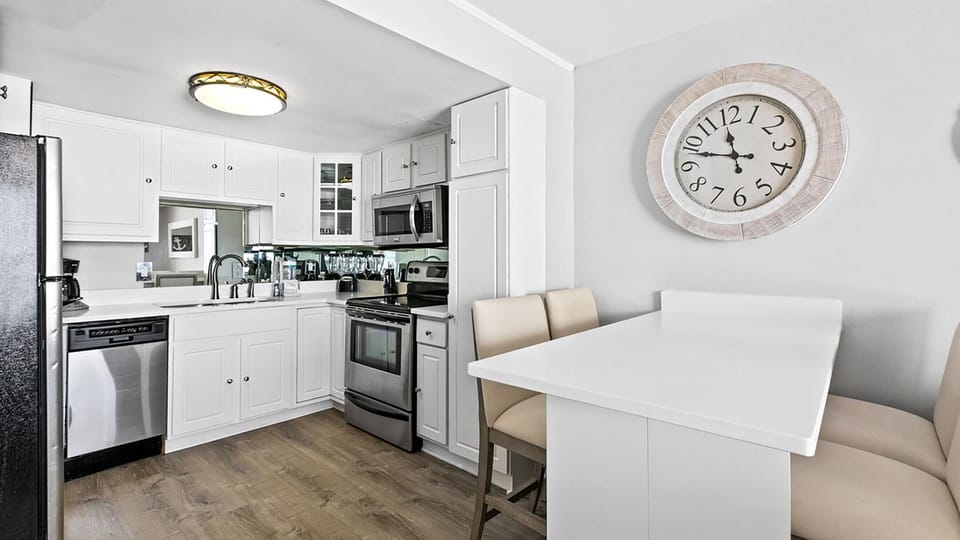 Condo, 1 King Bed with Sofa bed (SunDestin 405) | Dining