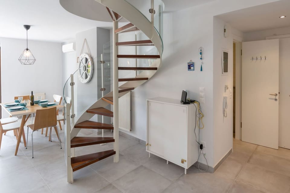 Family Apartment, Garden View | Dining