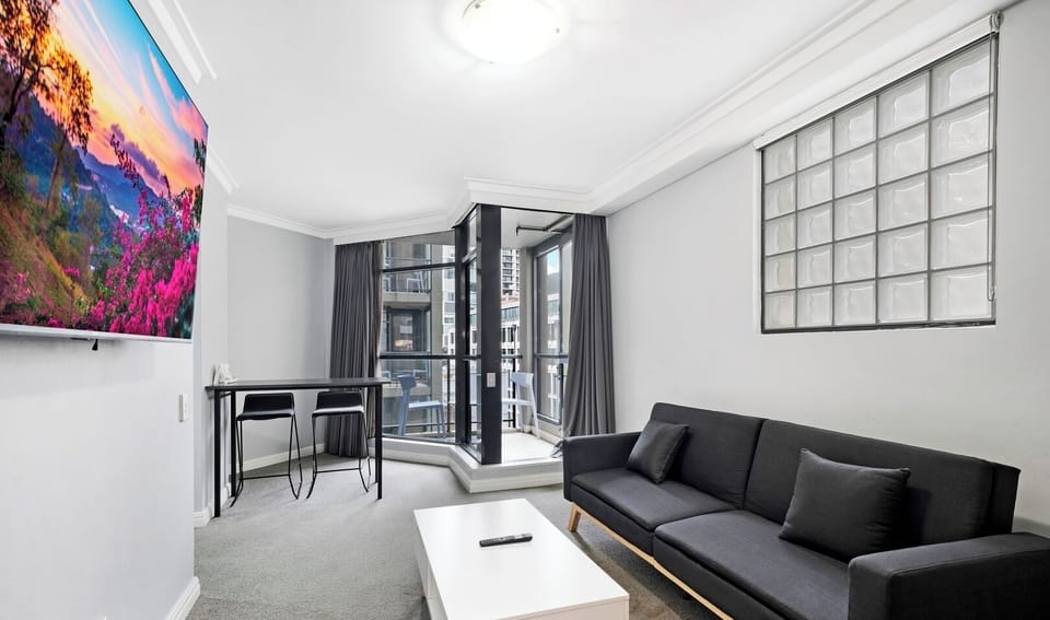 Cozy lounge space to unwind after exploring the city
