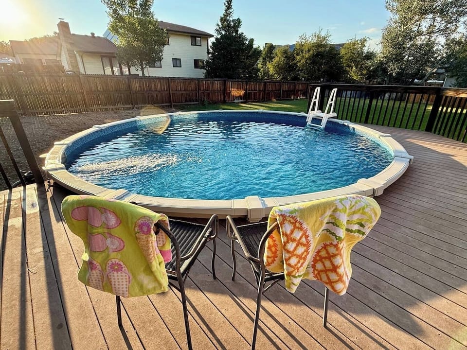 Large private pool!