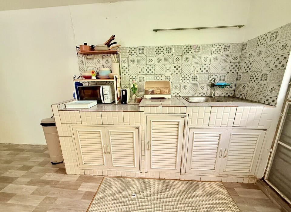 Townhome | Private kitchen