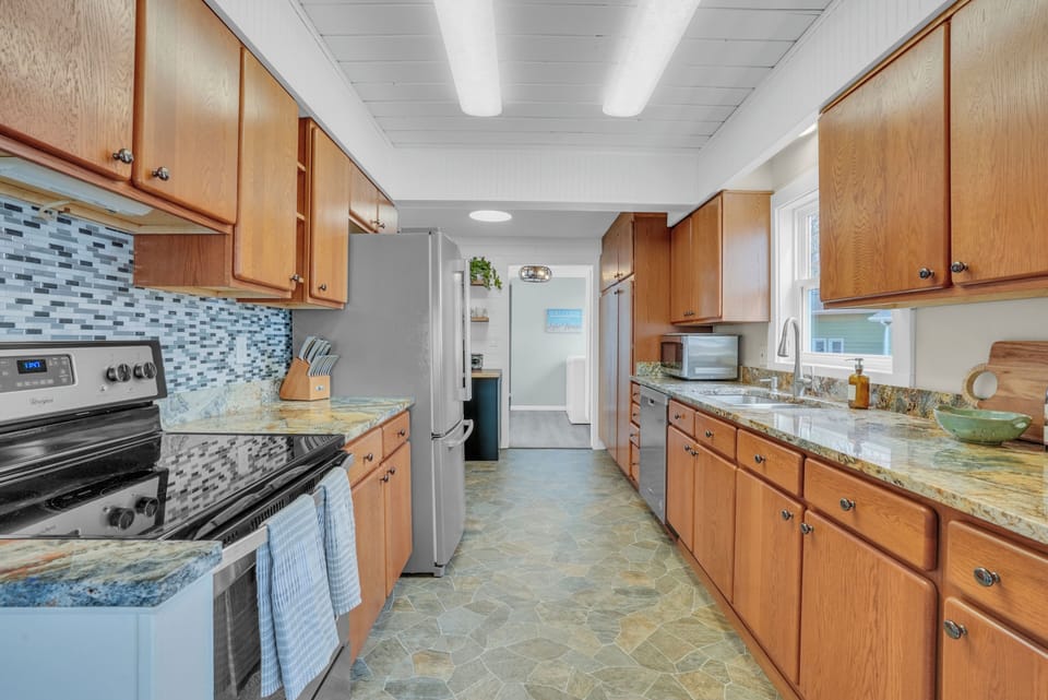 Fully stocked kitchen for all your family needs