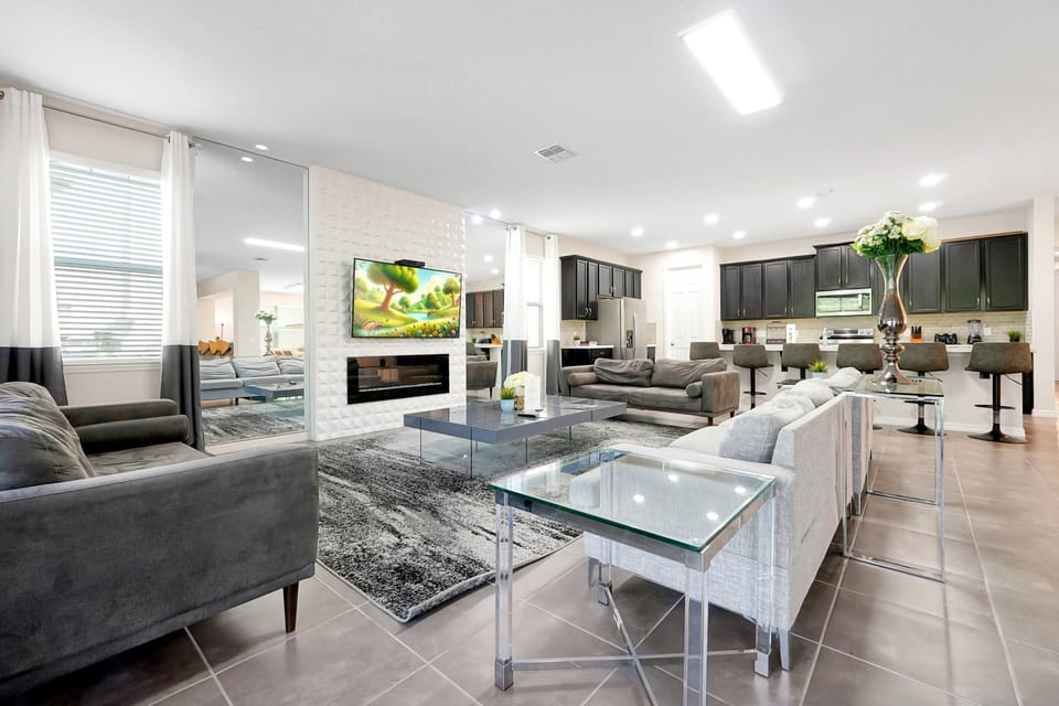 House (Multiple Bedrooms) | Interior