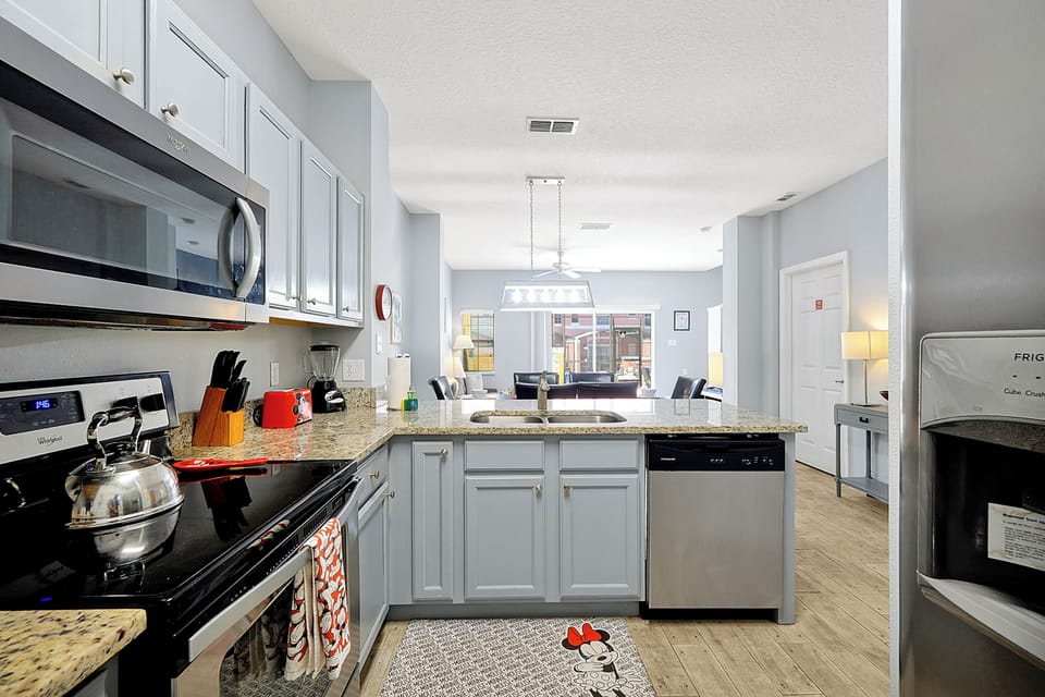House (3 Bedrooms) | Interior