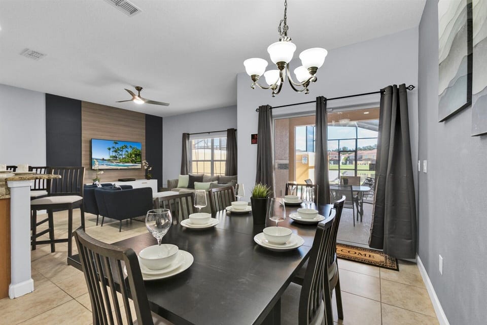Villa (4 Bedrooms) | Interior