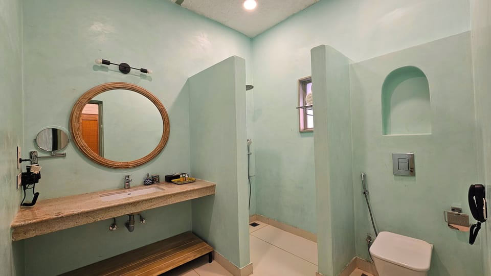 Villa Room | Bathroom | Shower, free toiletries, hair dryer, slippers
