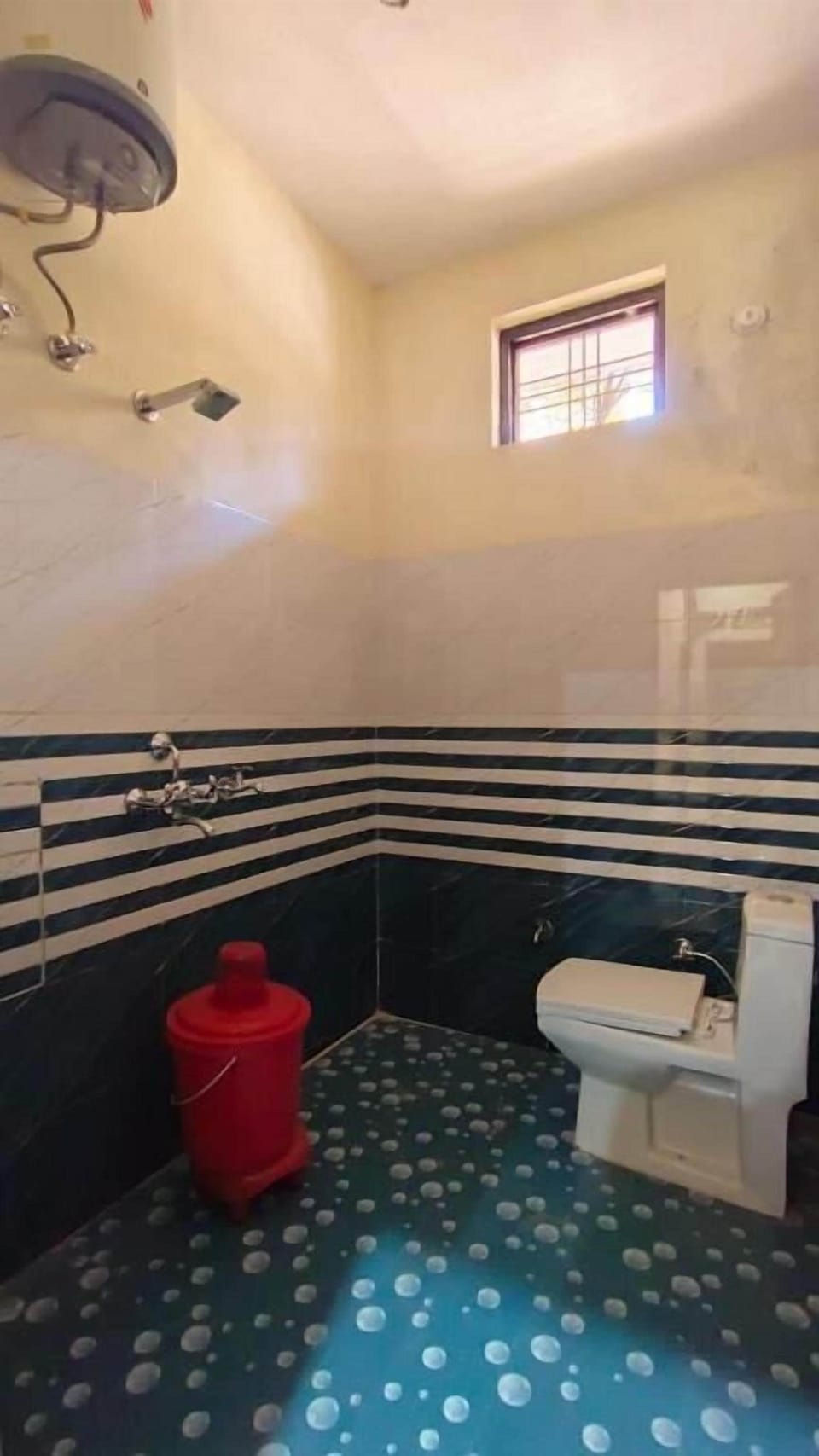 Shower, free toiletries, slippers, towels