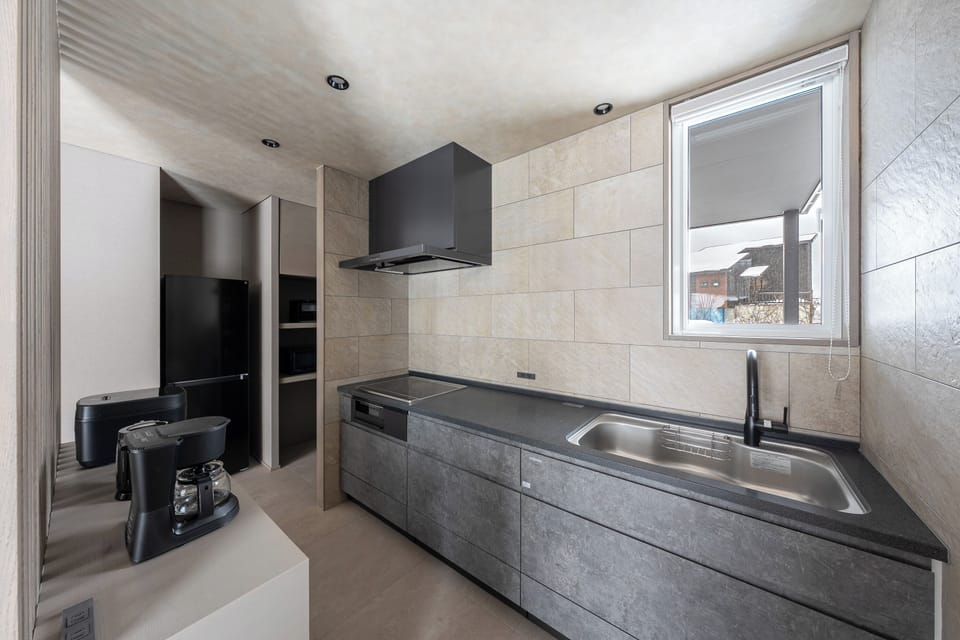 Apartment | Private kitchen | Fridge, microwave, stovetop, toaster