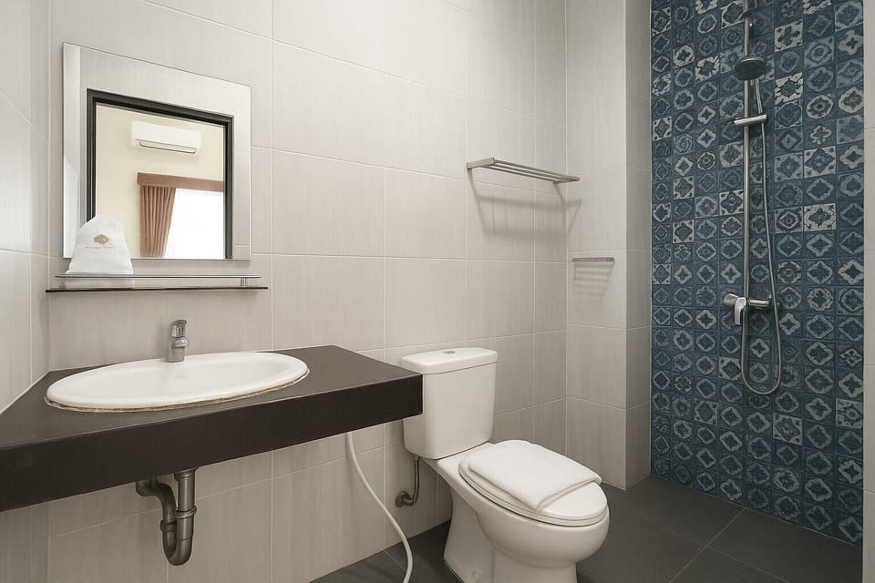 Family Triple Room, Mountain View | Bathroom | Slippers, bidet