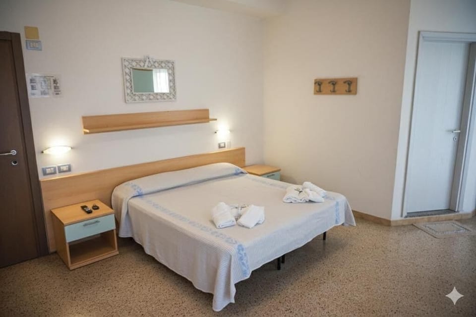 Comfort Triple Room, Balcony | In-room safe, WiFi (free)