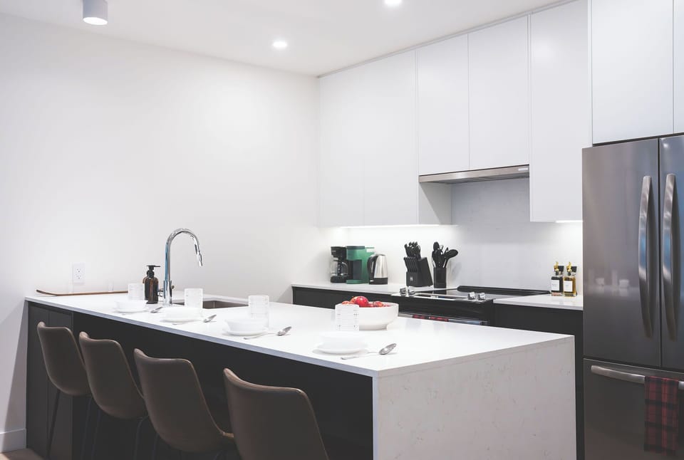 Revy Stay & Play- Kitchen