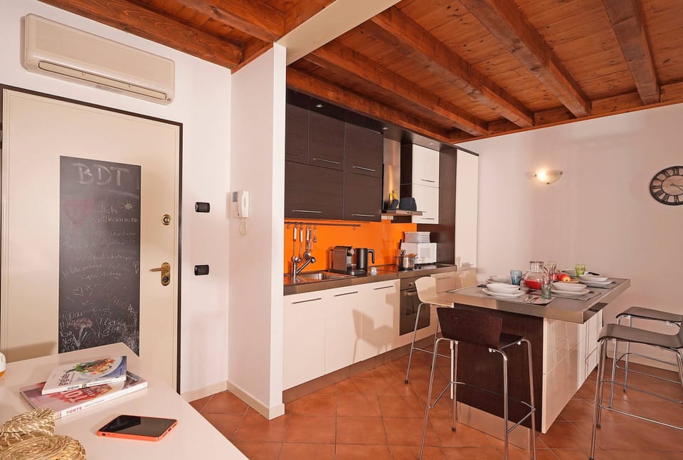 House | 1 bedroom