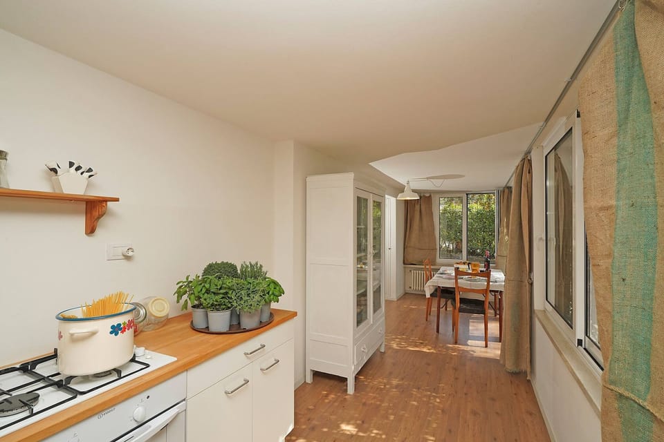 House | 1 bedroom