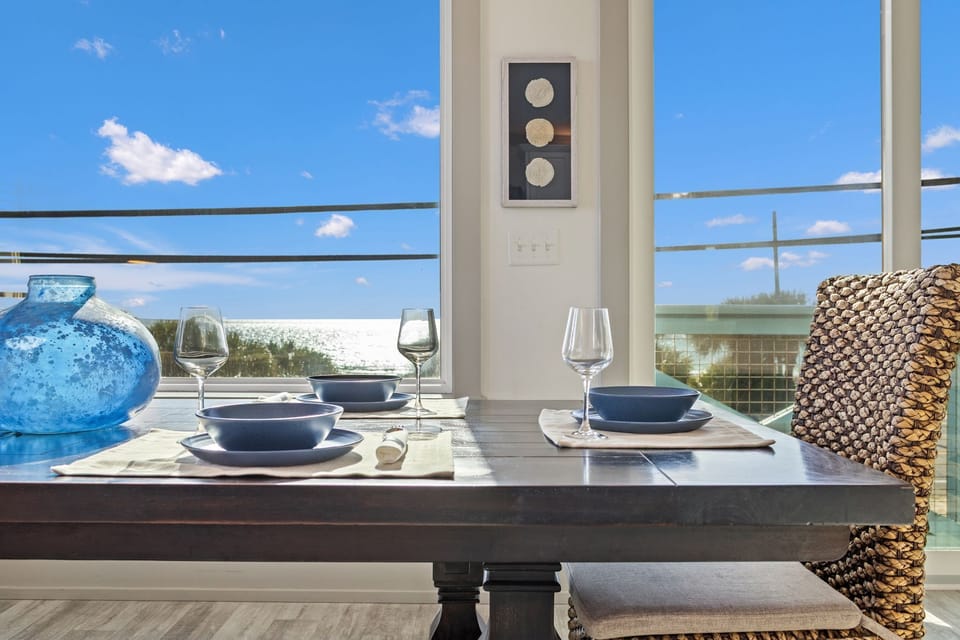 Dining Area 2