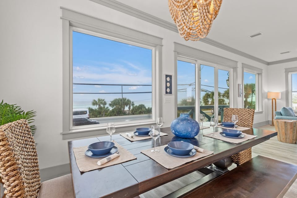 Dining Area 2