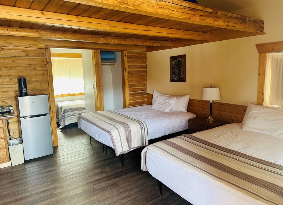 Cabin, Multiple Beds | Blackout drapes, free WiFi, wheelchair access