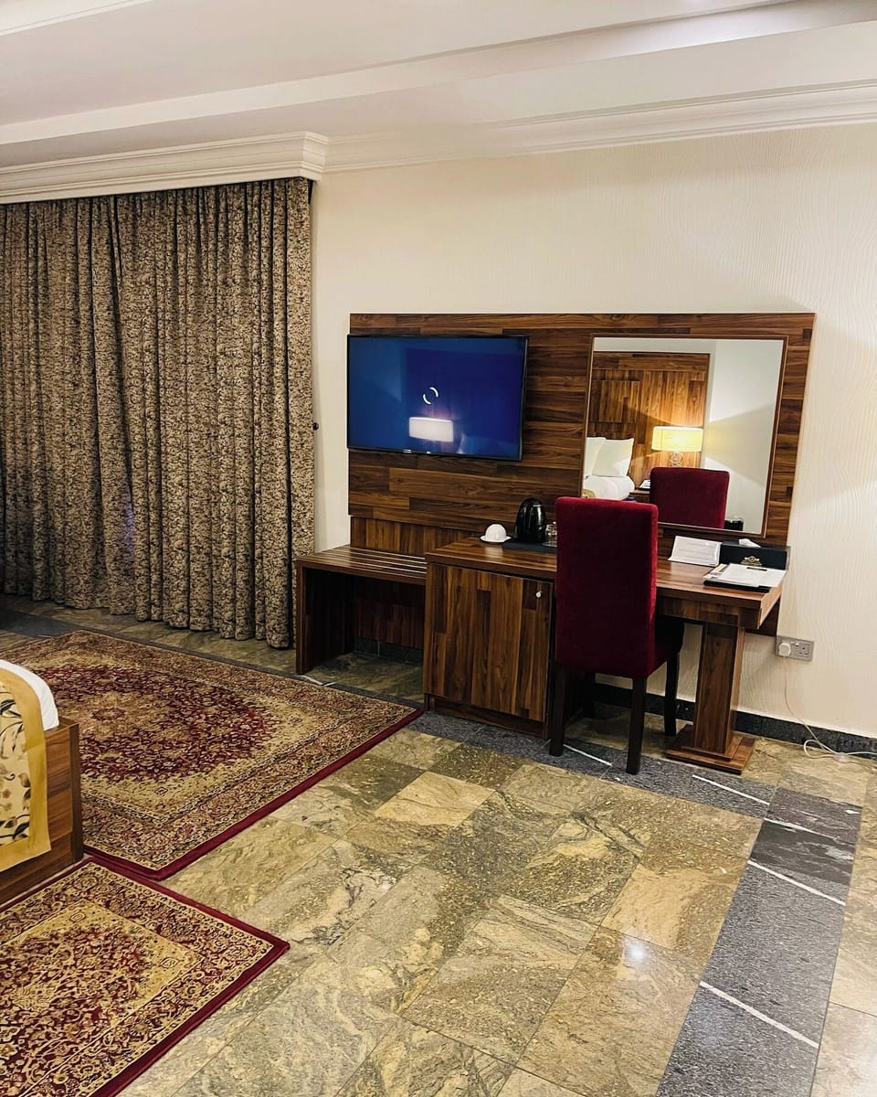 Junior Room, Balcony, City View | Interior