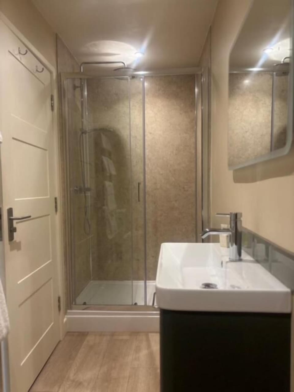 Superior Double Room, Valley View | Bathroom