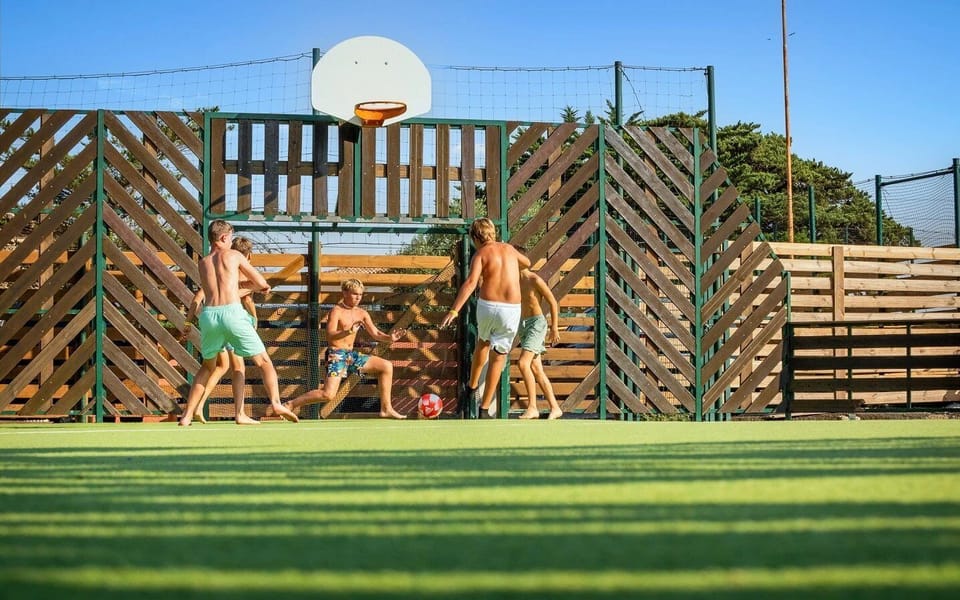 Sport court