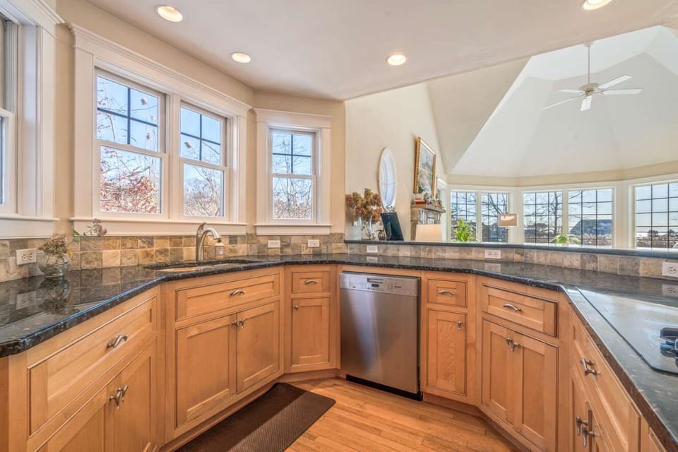 The open kitchen is well equipped for an unforgettable getaway​