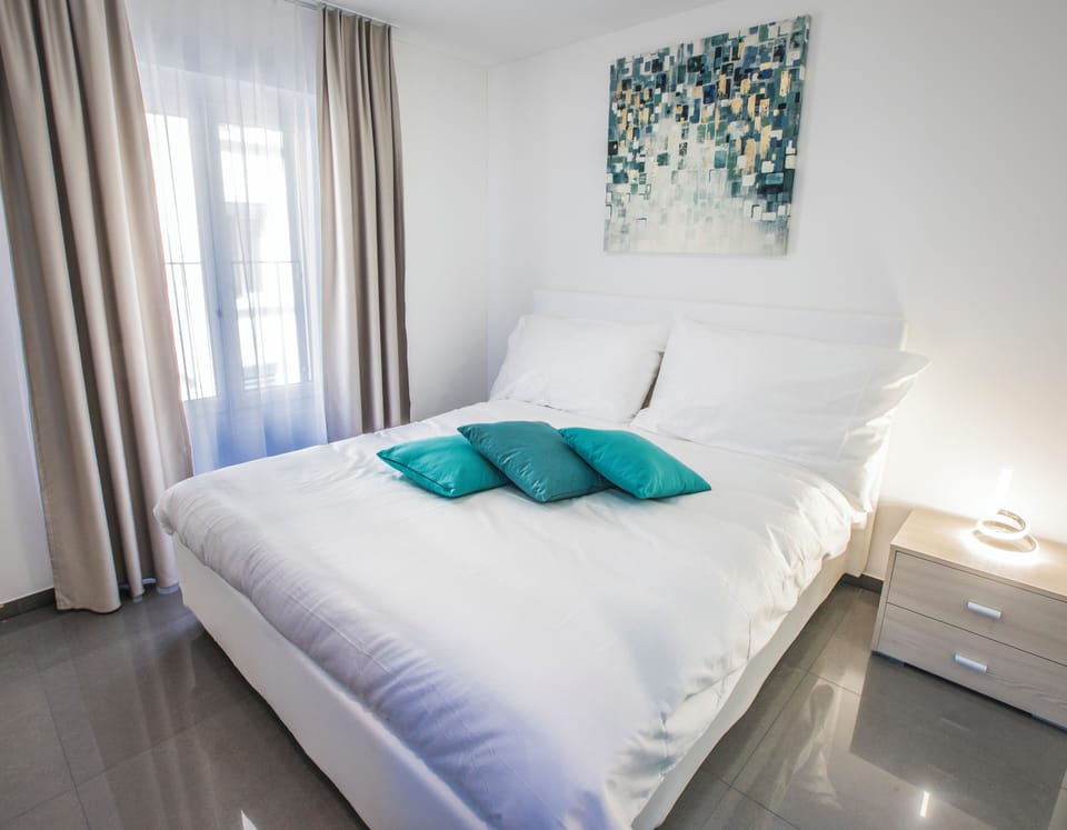 Comfort Double Room | Desk, laptop workspace, free WiFi