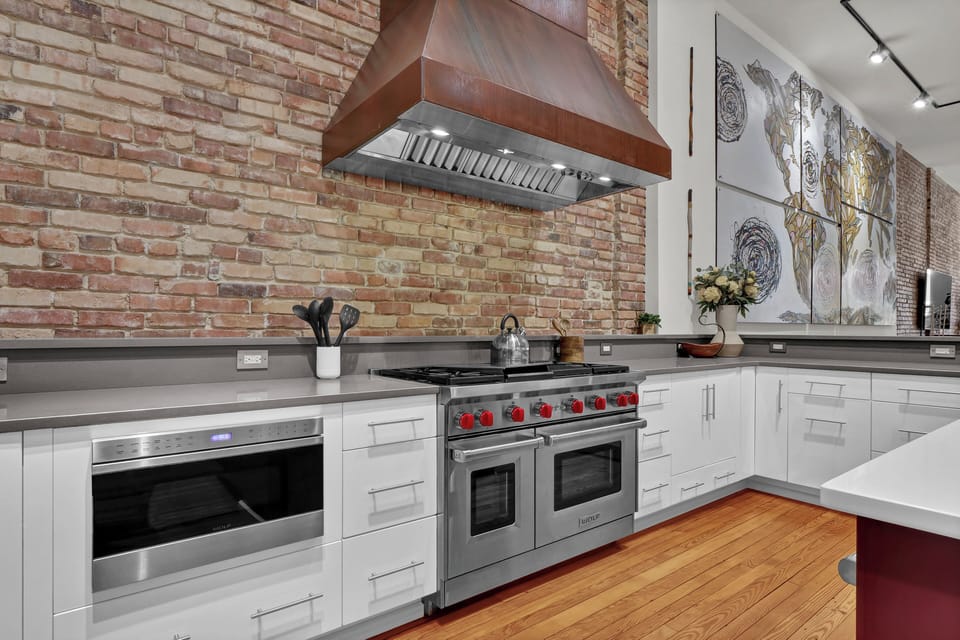 Suite 3 Kitchen