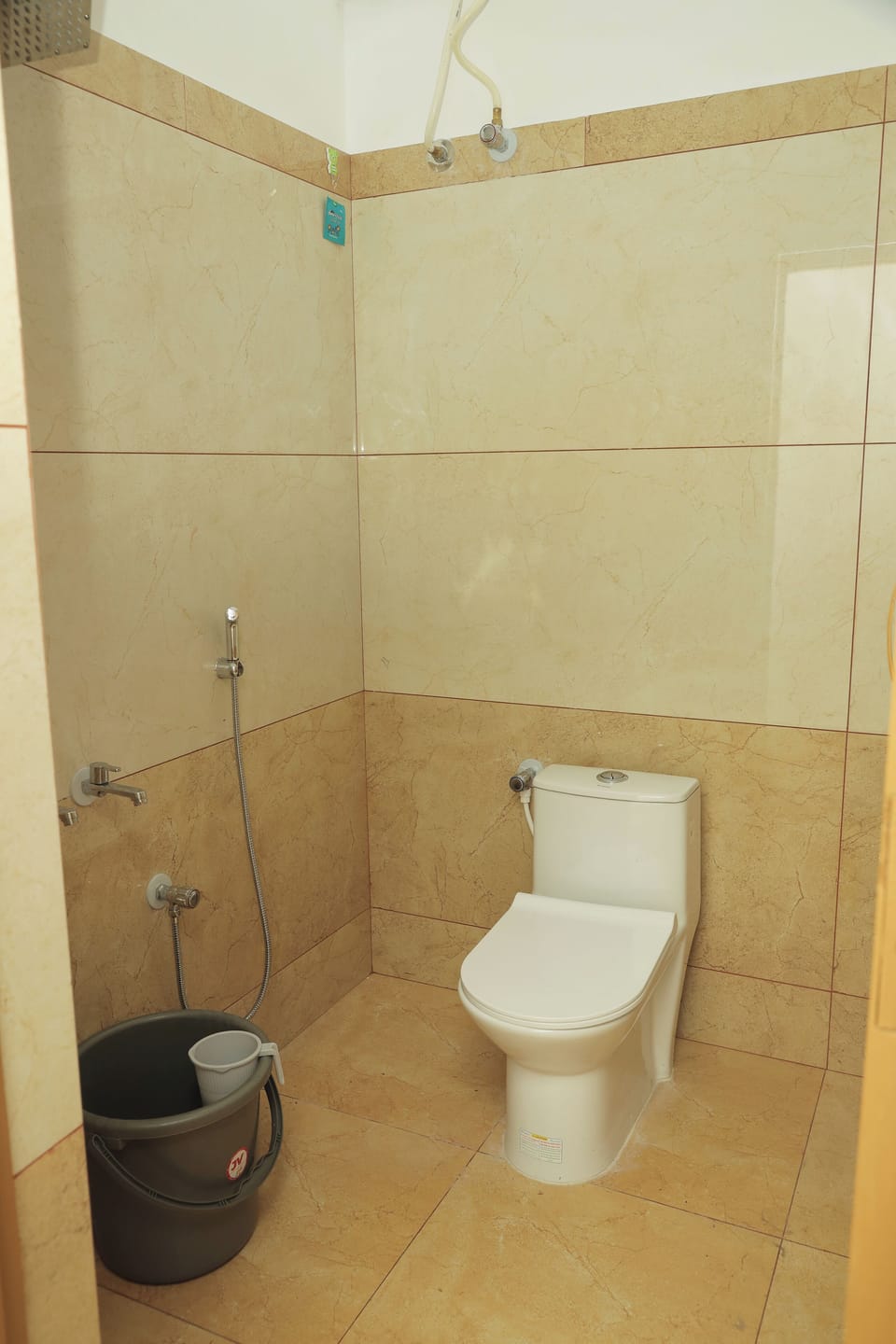 Gateway Rooms Stay Bed and Breakfast in Puducherry