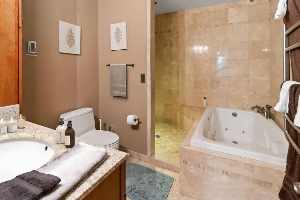 Ensuite Bath with Jacuzzi Tub, Walk in Shower, heated floors