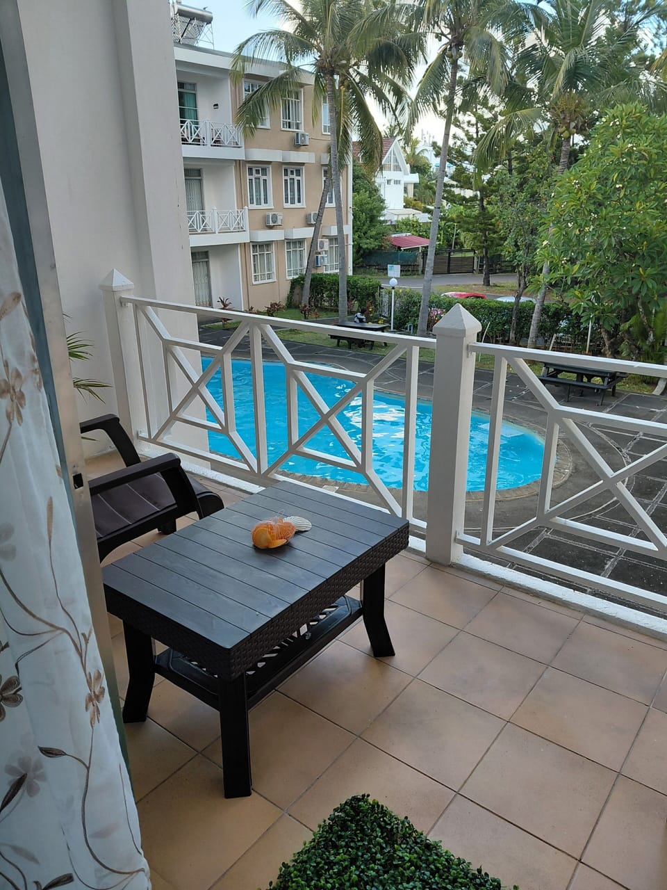 Balcony view (front)