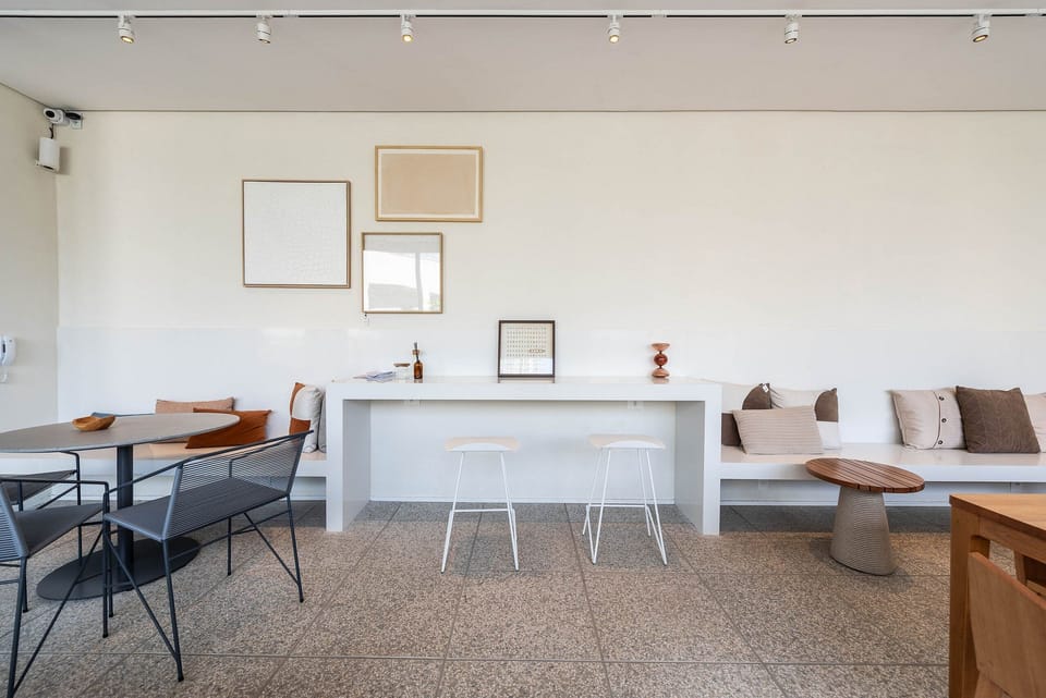 Apartment | Dining