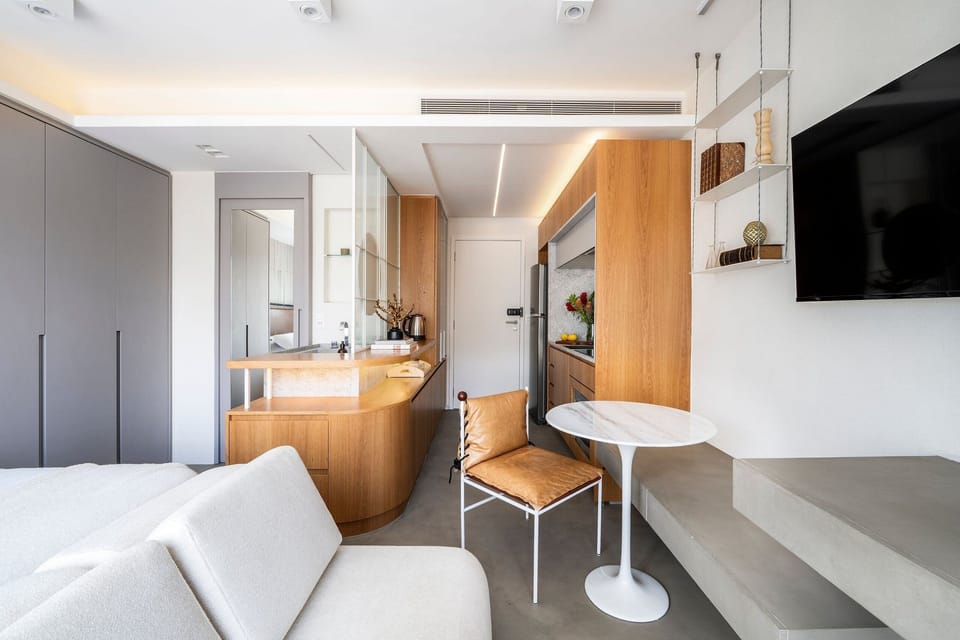Apartment | Living area | Flat-screen TV