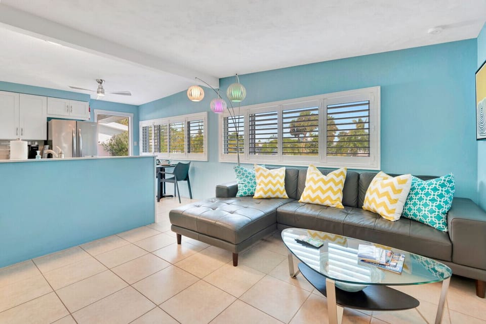 Living Room | Sectional Sofa | Kitchen Pass-Through
