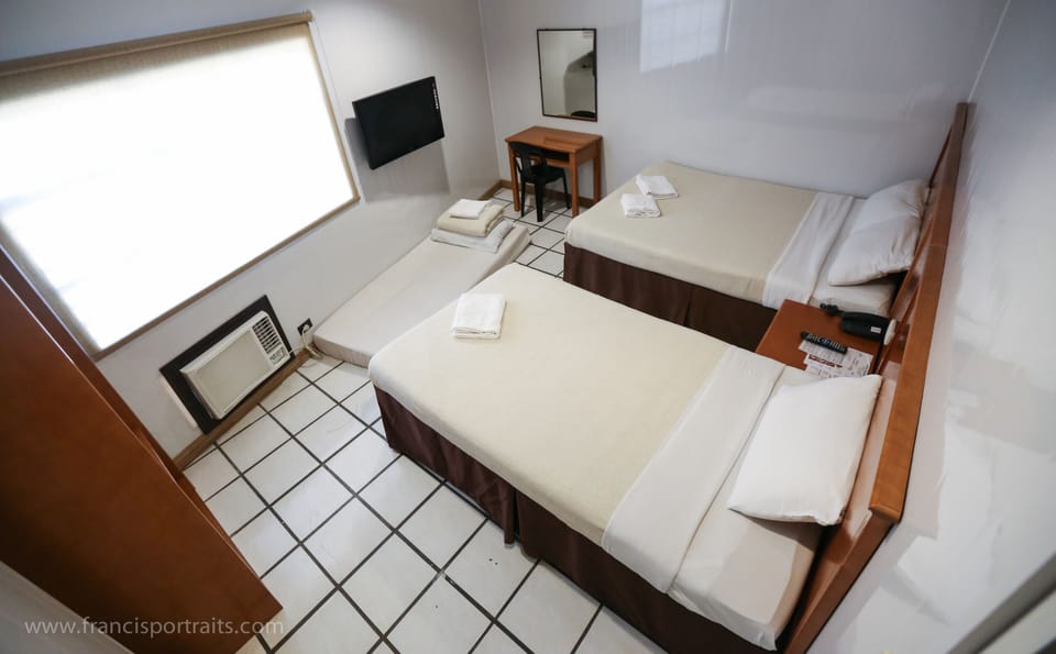 Family 2 Suite | In-room safe, desk, WiFi (free)