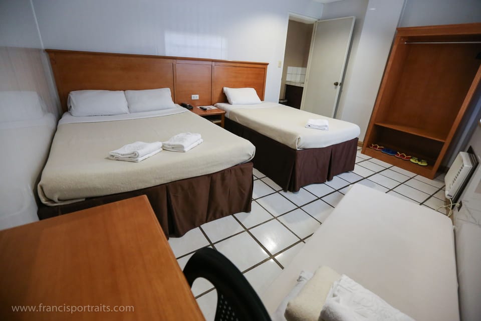 Family 2 Suite | In-room safe, desk, WiFi (free)