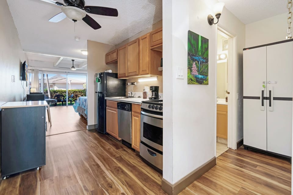 Well-appointed kitchen.