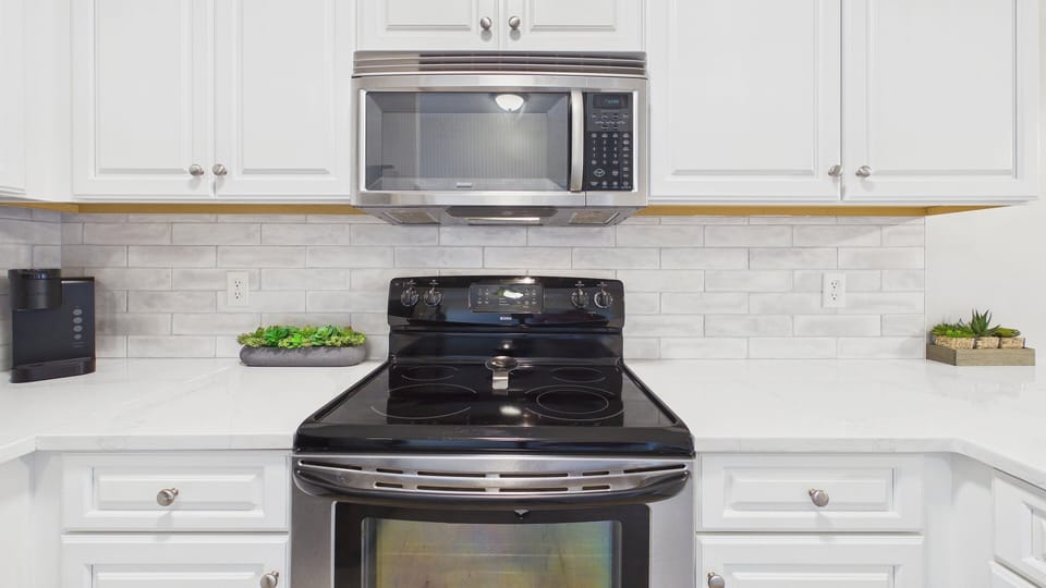 Full kitchen with updated appliances and all the cooking essentials