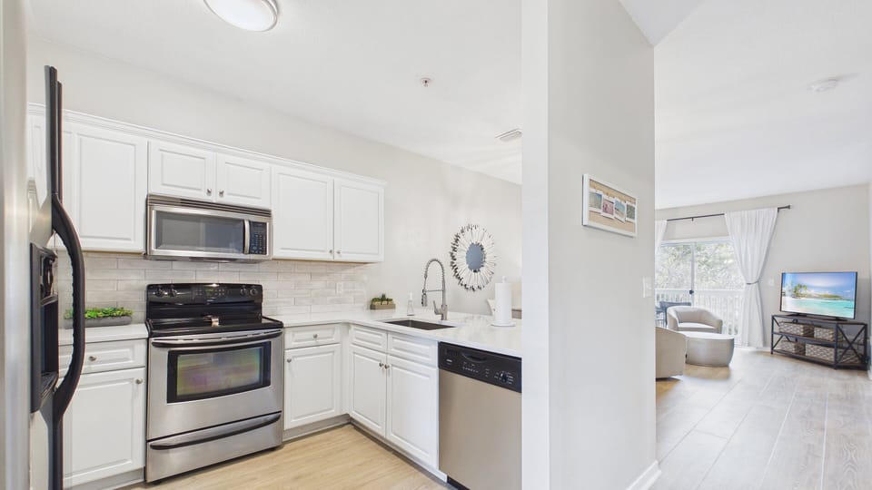 Full kitchen with updated appliances and all the cooking essentials