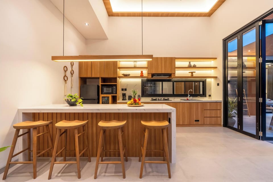 Deluxe Villa, Garden View | Private kitchen | Fridge, microwave, stovetop, toaster