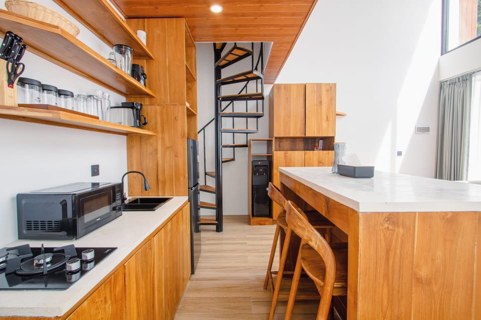 Design Villa, Pool View | Private kitchen | Fridge, microwave, stovetop, toaster