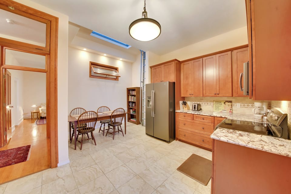 Kitchen | Oven | Microwave