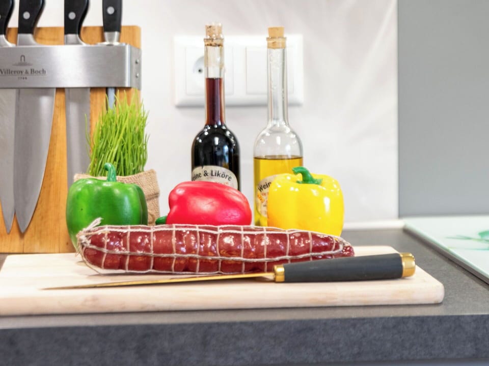 Ingredient, Food, Tableware, Produce, Fruit
