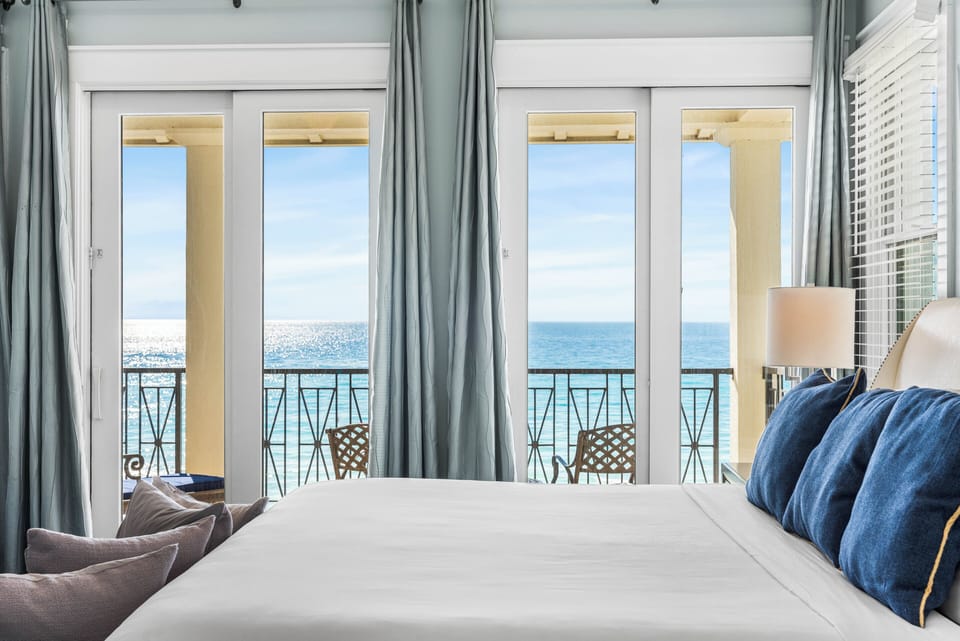 Third Floor Primary King ensuite Bath with Breathtaking Views.