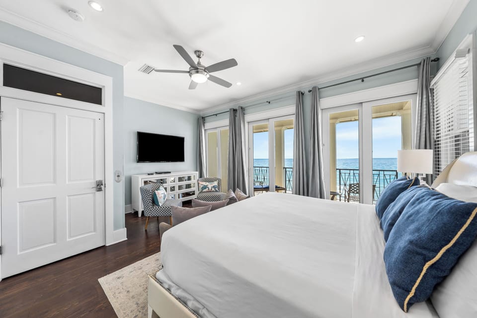 Third Floor Primary King ensuite Bath with Breathtaking Views.