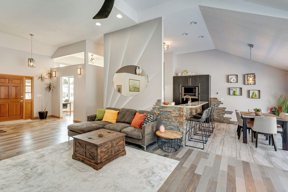 House (3 Bedrooms) | Interior