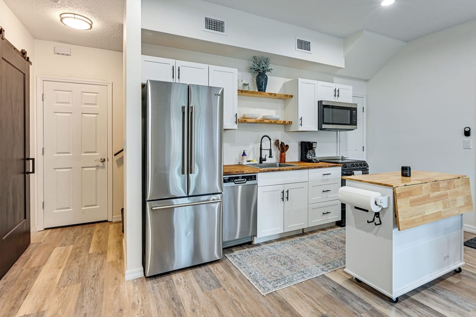 Apartment (1 Bedroom) | Interior