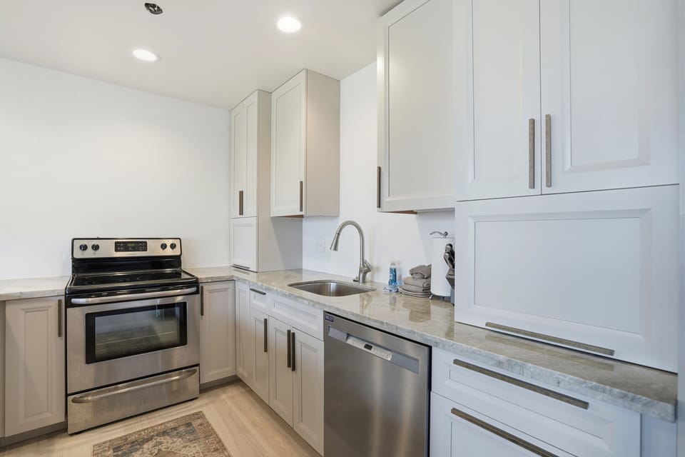 Condo, 2 Bedrooms | Private kitchen | Coffee/tea maker, fridge, oven, toaster